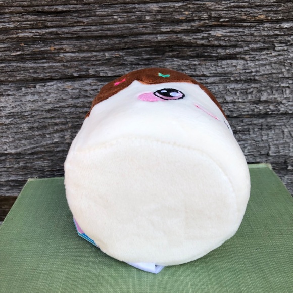 Squeezamals Peta Marshmallow Series 2 Desserts stuffed plush toy scented ©️2019 - Picture 7 of 13